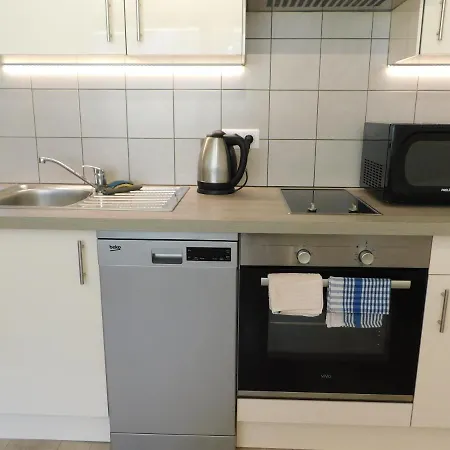 Superb Studio Tres Bien Situe A 1300